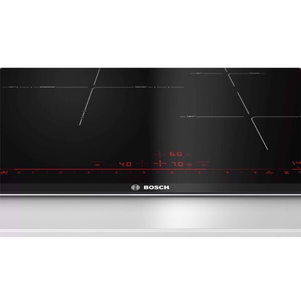 Cận cảnh bàn phím điều khiển của bếp Bosch 3 vùng nấu từ