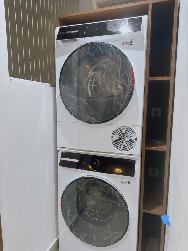 Hình ảnh thực tế cặp máy giặt + máy sấy Bosch tại nhà khách